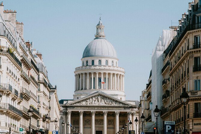 Paris Latin quarter: Private walking tour with a local guide - Stop by stop: Panthéon to Luxembourg Gardens