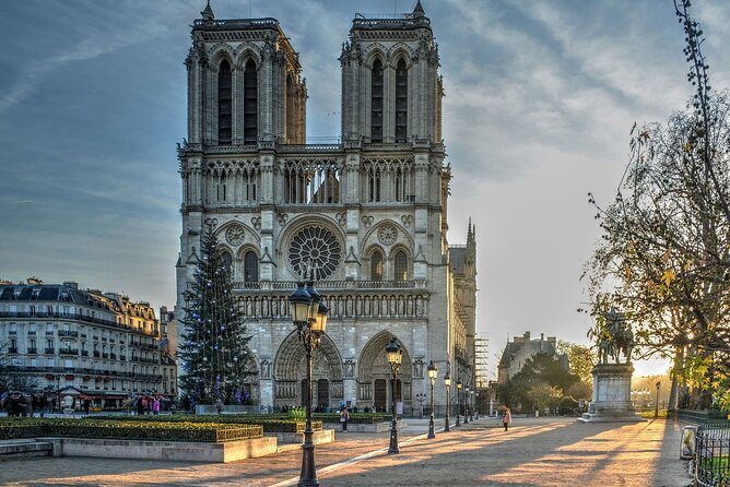 Paris Latin Quarter Walking Tour plus Seine River Cruise Option - Luxembourg Gardens: the walk’s best finish for photos