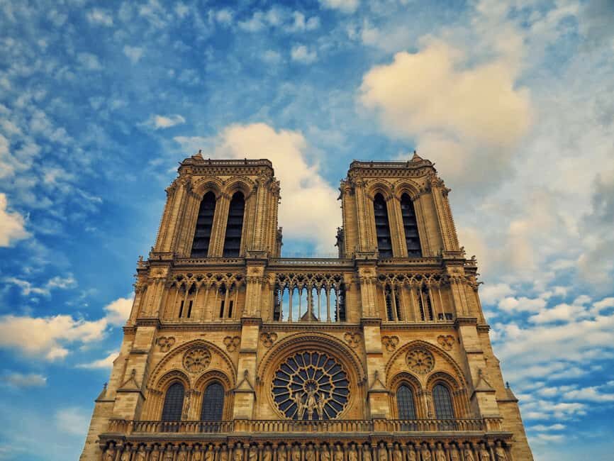 Paris: Latin Quarter Walking Tour with Local Guide - Price and Value: What $42 Buys You in 90 Minutes