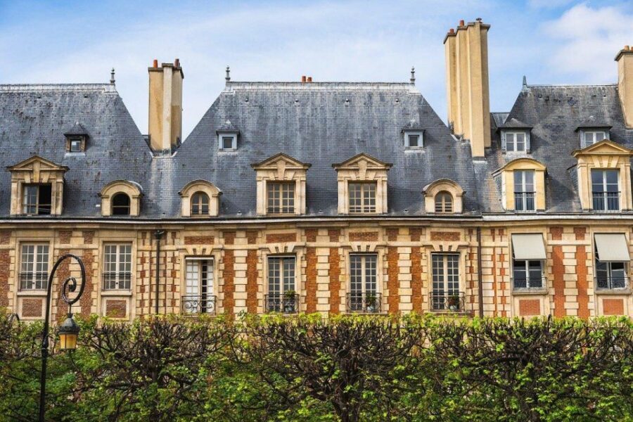 Paris: Le Marais Highlights Guided Small Group Walking Tour - Why the Marais still feels different from the rest of Paris