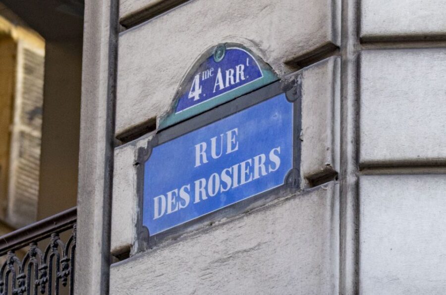 Paris Le Marais Walking Tour: Small Group Experience - Why a Le Marais walking tour works so well in 8 people or less