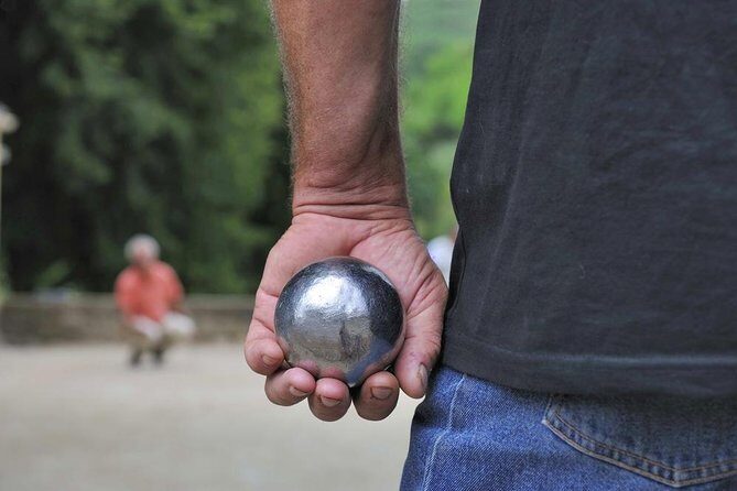 Paris Learn How to Play Pétanque French Experience - Common Frustrations to Watch For