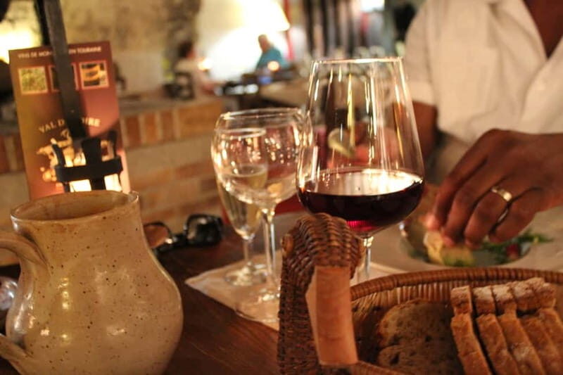 Paris: Loire Valley Castles Tour with Wine Tasting - Chenonceau: The Castle-First Moment You Feel Instantly