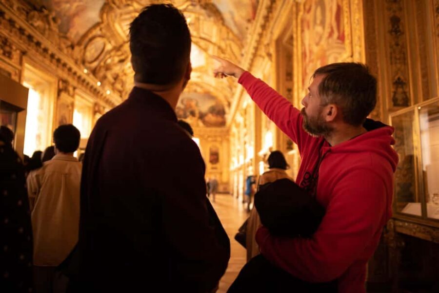 Paris Louvre Exclusive Semi Private Guided Tour Max 6 People - Starting at Louis XIV sous les traits de Marcus Curtius (copie)