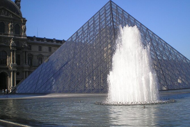Paris Louvre Guided Tour To Mona Lisa - Venus de Milo: how to notice when arms are missing