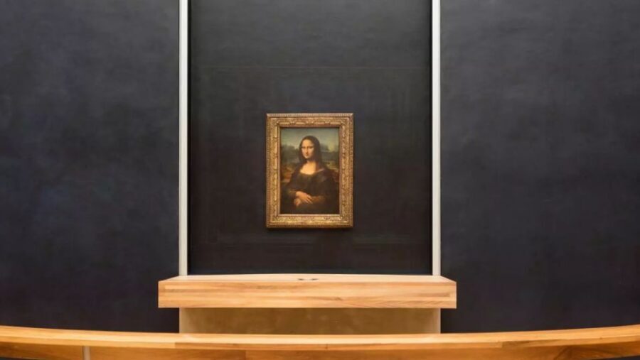 Paris: Louvre Masterpieces Private Tour with Reserved Entry - Key highlights you’ll feel right away