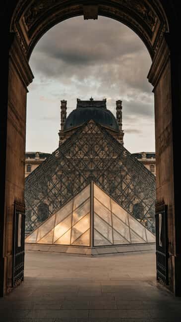 Paris: Louvre Mona Lisa Discovery Guided Tour with Ticket - Practical planning: what to bring and what to expect