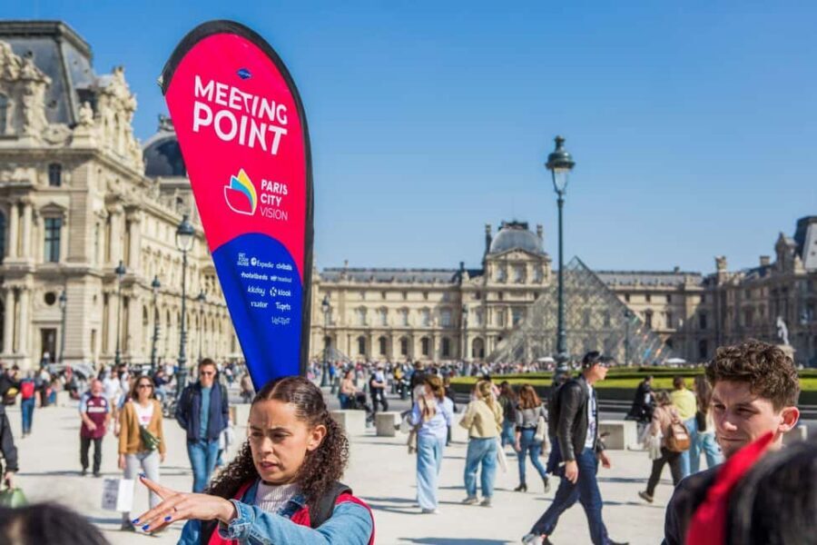 Paris: Louvre Museum Fast Entry and Hop-On Hop-Off Bus Tour - Your 1-Day Double-Decker Bus Pass Around Paris