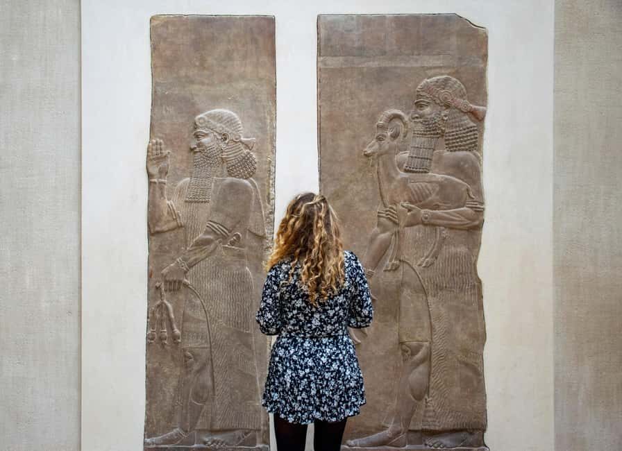 Paris: Louvre Museum Highlights Small-Group Guided Tour - Key Points You’ll Care About