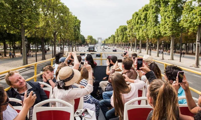 Paris: Louvre Museum Ticket with Audio guide - Getting in at the Louvre: separate entrance, no meeting point