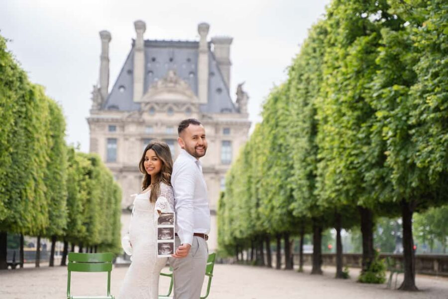 Paris: Louvre photoshoot or Seine bridges Eiffel Tower walk - Choosing your route: Seine bridges, Louvre-Tuileries, Notre-Dame, or Eiffel Tower
