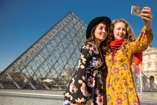 Paris Louvre PRIVATE TOUR with a Local Private Guide - Michelangelo and the Collection Beyond Paintings