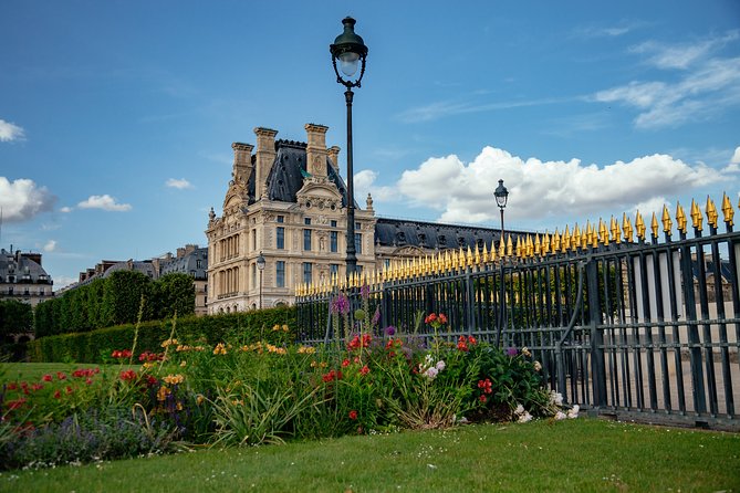 Paris Louvre PRIVATE TOUR with a Local Private Guide - Don’t Miss the Crown Jewels Detail
