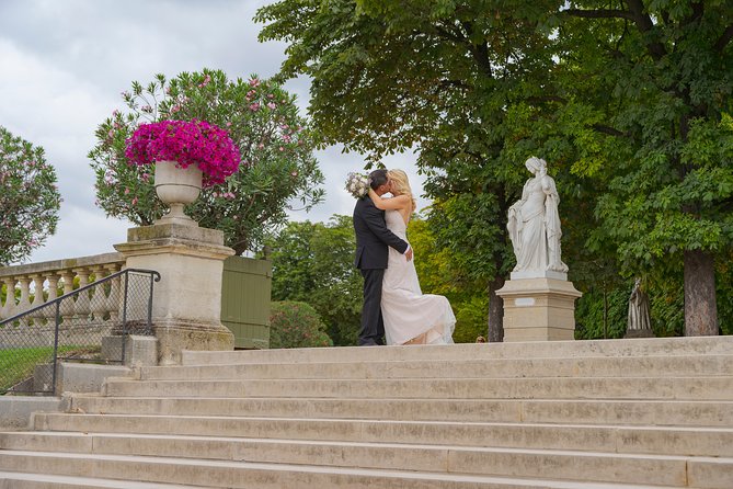 Paris Luxembourg Garden Wedding Vows Renewal Ceremony with Photo Shoot - Timing and start times: why flexible scheduling helps in Paris