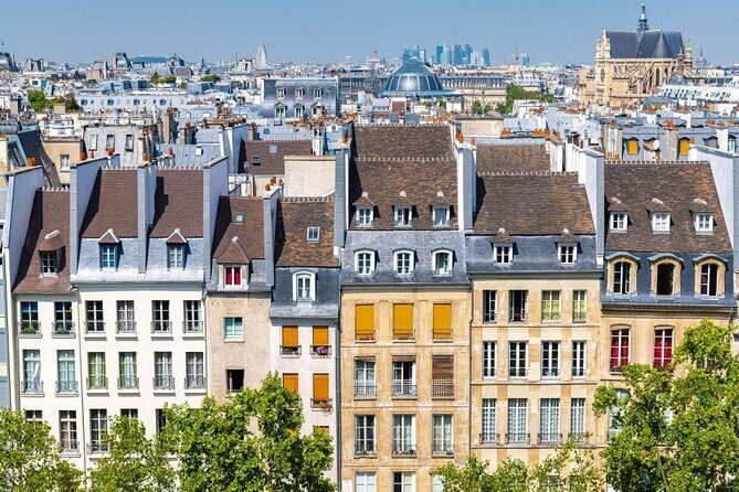 Paris Medieval Heart: Walking Tour in Ancient Marais - From the oldest synagogue to Place des Vosges and Victor Hugo