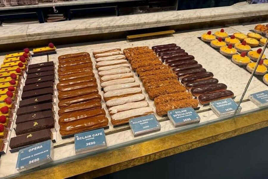 Paris: Montmartre Chocolate and Pastry Walking Tour - Where You Meet Near Blanche (and How to Spot the Guide)