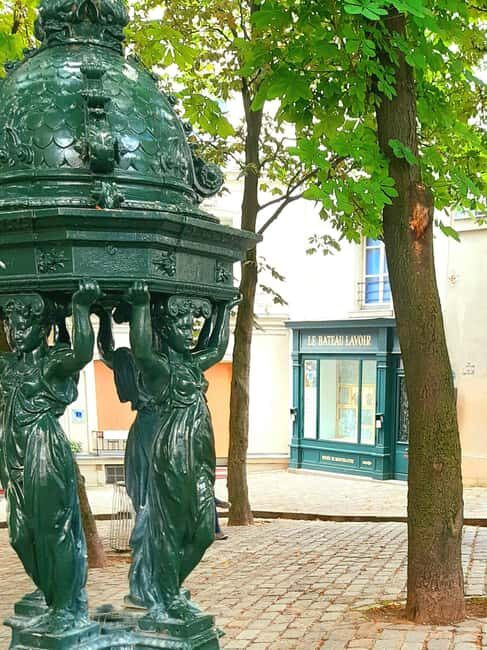 Paris: Montmartre Drawing tour with a local artist - Bateau Lavoir: turning an artist studio into shapes