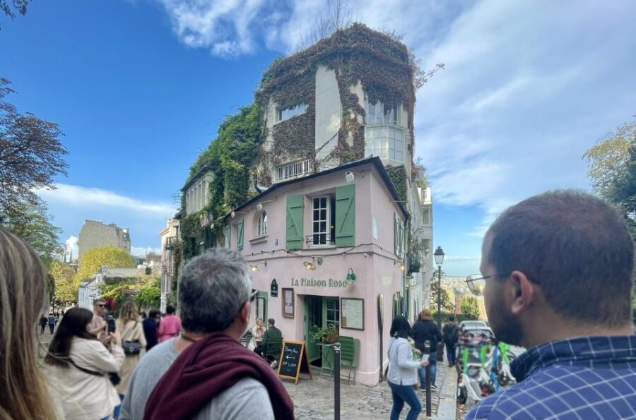 Paris Montmartre Highlights Walking Tour - Small Group - Sacré-Cœur from the outside: views that make the climb worth it