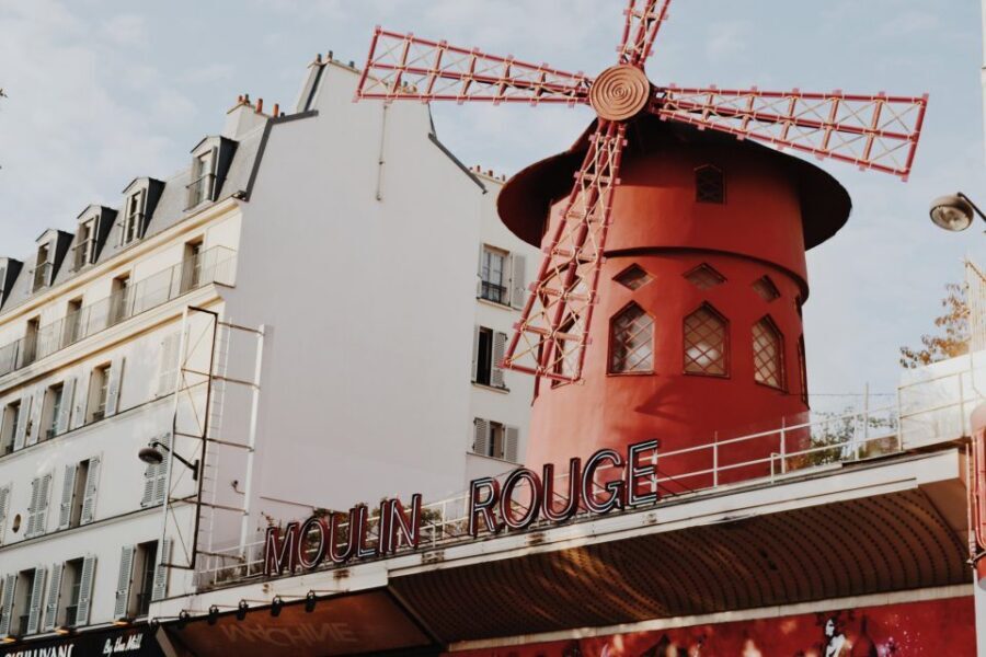 Paris Montmartre Highlights Walking Tour - Small Group - Price and value: is $64 for 2 hours fair?