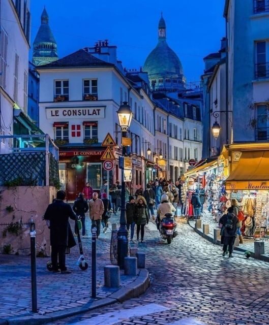 Paris: Montmartre Hill & Sacré-Cœur Guided Walking Tour - The Climb Through Montmartre’s Winding Streets