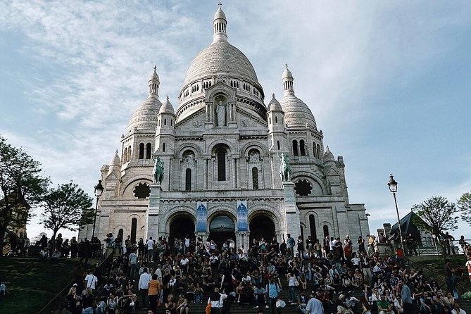 Paris Montmartre & Sacre Coeur Semi-Private Guided Tour 12ppl Max - Artists, creators, and surprising stops: Bateau-Lavoir, Dali, and Dalida