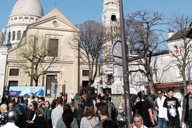 Paris: Montmartre Semi-Private Guided Walking Tour - Guides Who Keep It Funny, Clear, and Flexible