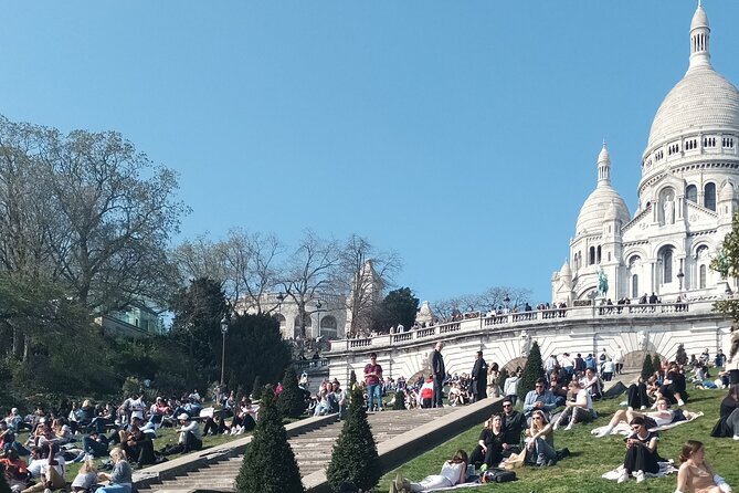 Paris: Montmartre Semi-Private Guided Walking Tour - Price and Value: Is $75.86 for Two Hours a Good Deal?