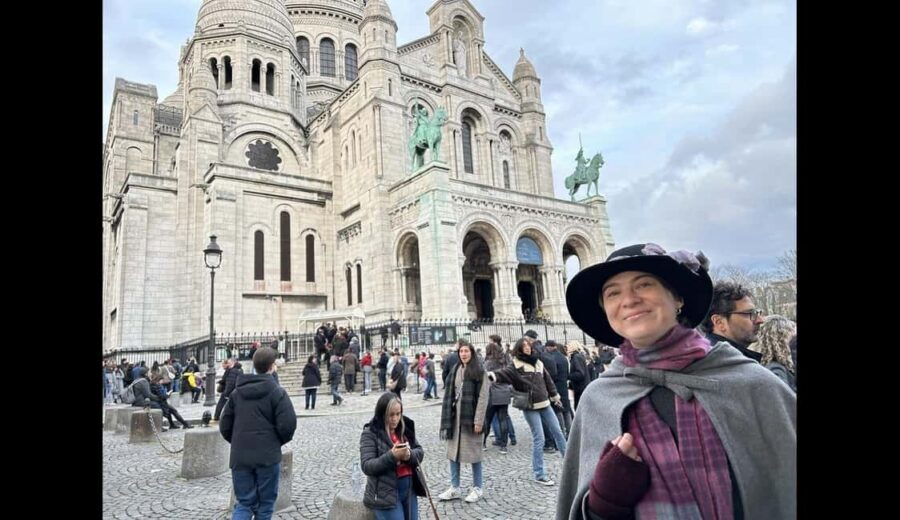 Paris: Montmartre Tour with Sacré-Cœur (Wine Tasting Option) - Key highlights you’ll feel on the street