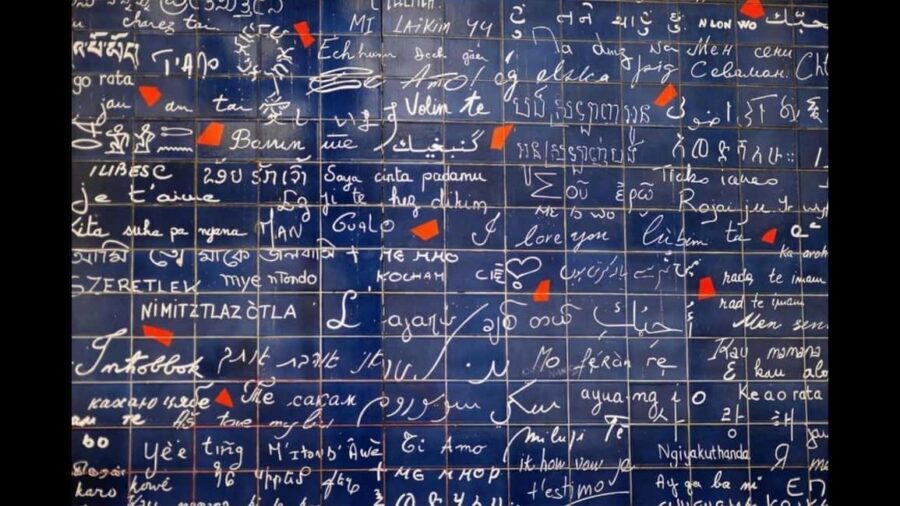 Paris: Montmartre Tour with Sacré-Cœur (Wine Tasting Option) - Starting at 5 Pl. Blanche: getting oriented fast