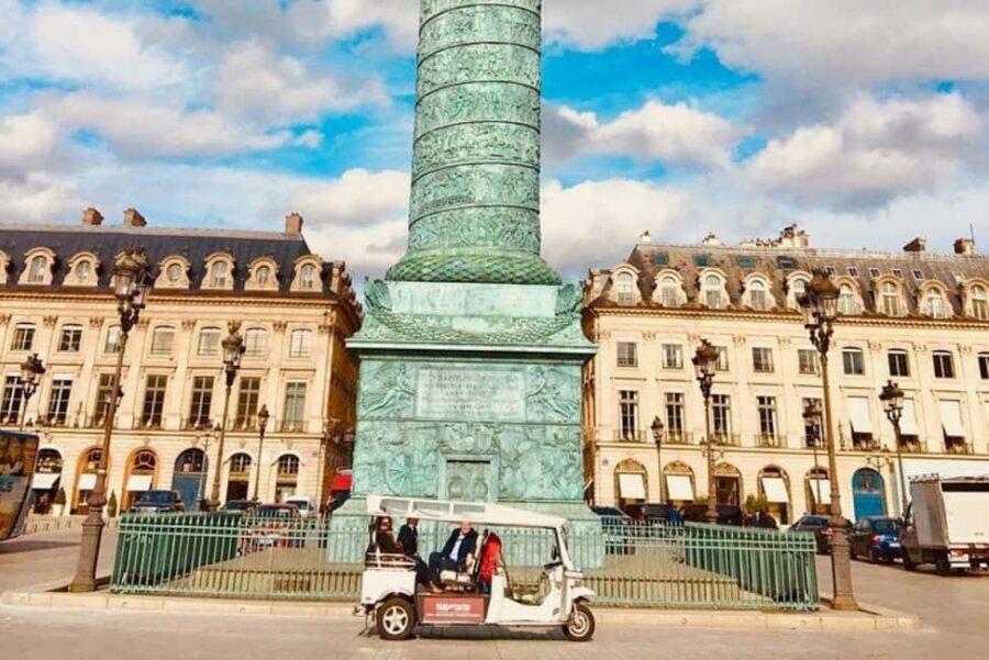 Paris: Most Iconic Monuments Guided Tour by Tuk Tuk - Champs-Élysées and Arc de Triomphe: the classic opening act