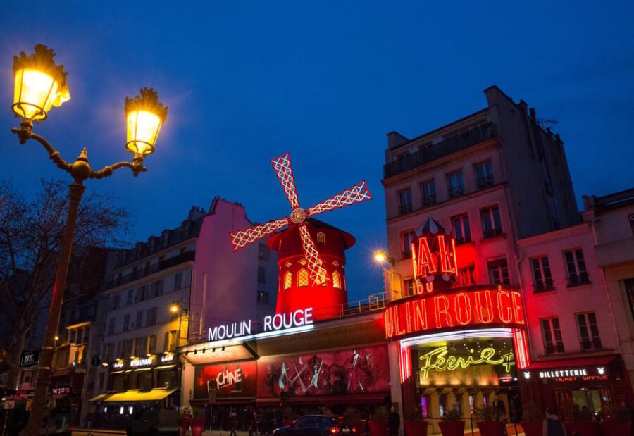 Paris: Moulin Rouge Show with Champagne and Drop-Off Service - Key things to know before you go