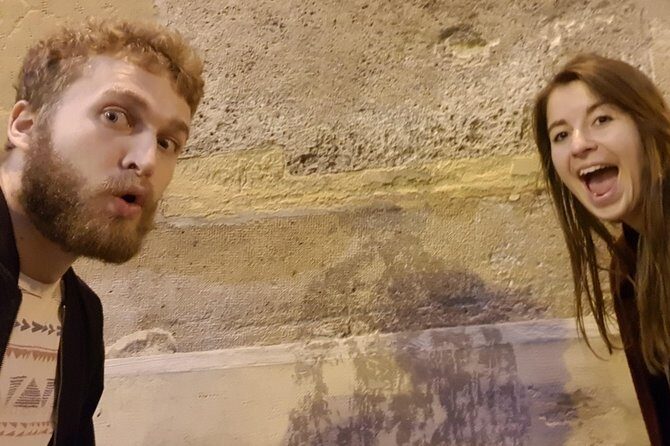 Paris Murder Mystery: Death on the Seine Quest and Tour - How the clue system works in real life