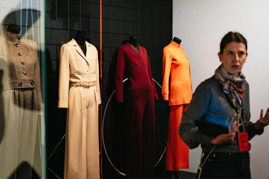 Paris: Musée Yves Saint Laurent Before Opening Hours Tour - The temporary show: Les Fleurs d’Yves Saint Laurent (dates matter)