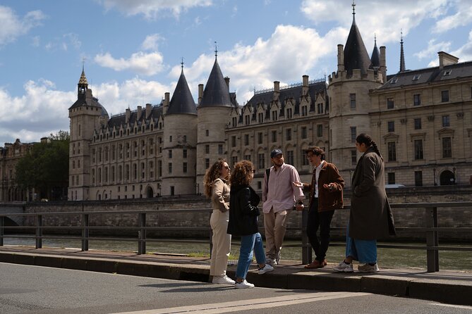 Paris Mysterious and Dark Stories Walking Tour - Small Group - Fontaine des Innocents: Where the Macabre Gets Personal