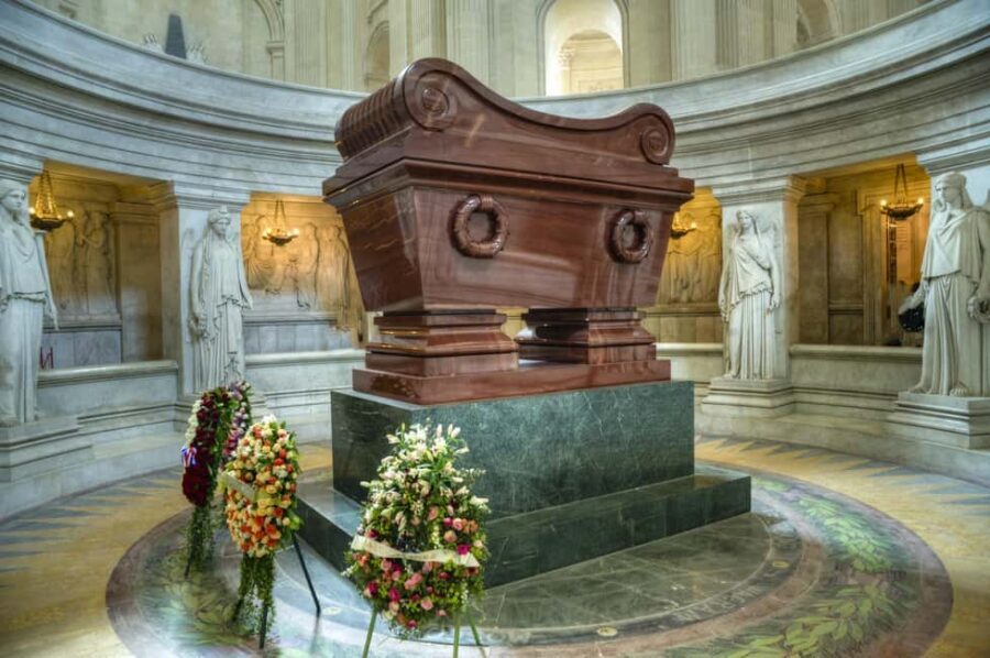 Paris: Napoleon Walking Tour with Les Invalides & Tomb Entry - Meeting at Boucheron by Place Vendôme: Easy to Find, Smart Starting Point