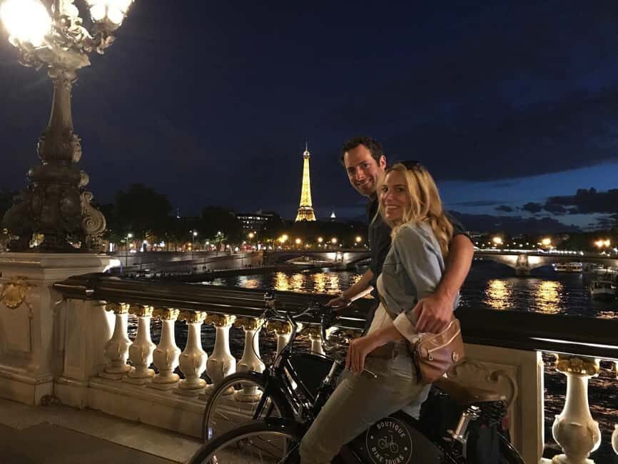 Paris: Night Small-Group Bike Tour and Boat Cruise - What Makes It Feel Different From a Usual Tour