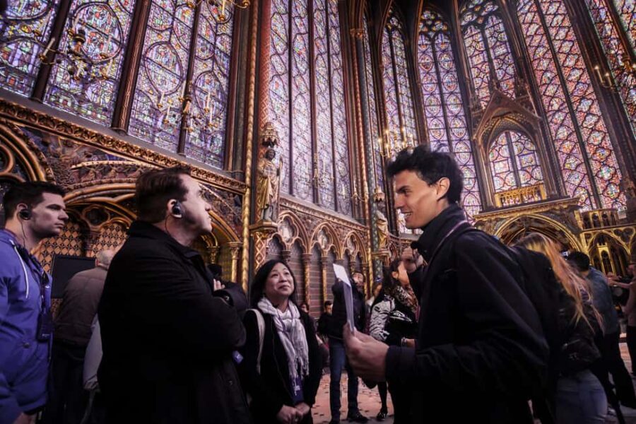 Paris: Notre Dame and Île de la Cité Walking Tour - After the cathedral: the island-walk that ties everything together