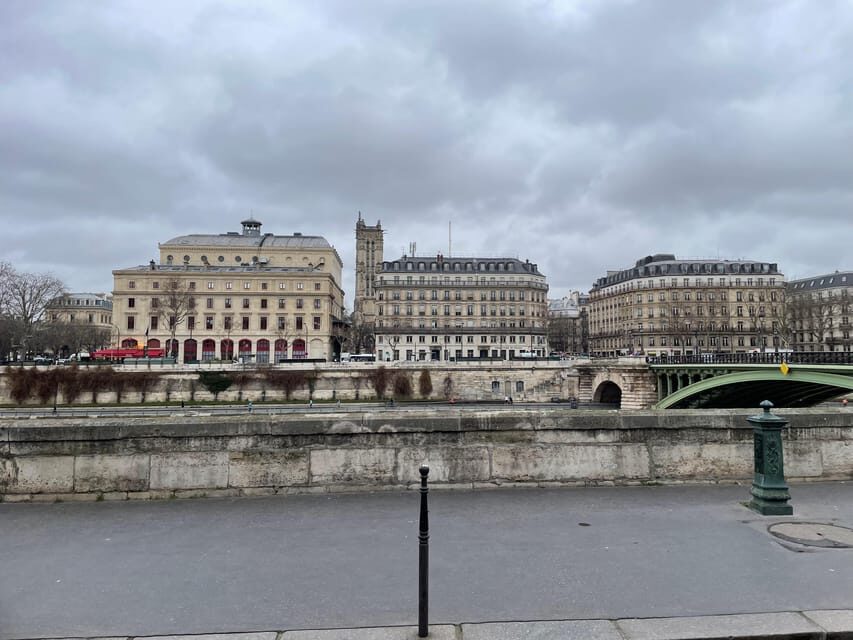Paris: Notre-Dame Cathedral Exterior Guided Tour - Should you book this Notre-Dame exterior guided tour?