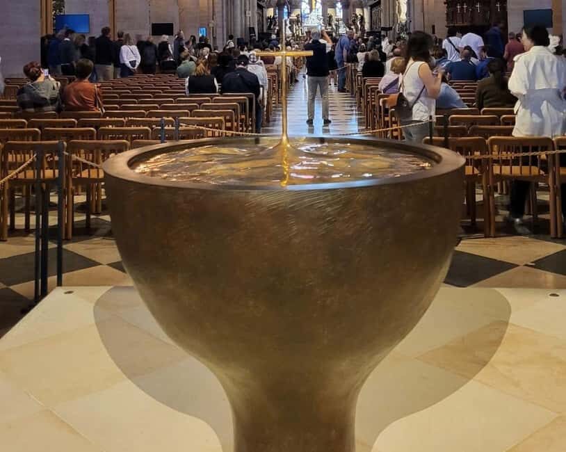 Paris: Notre Dame Exterior, Latin Quarter Tour and Pantheon - Latin Quarter walking: old lanes with a guide’s thread