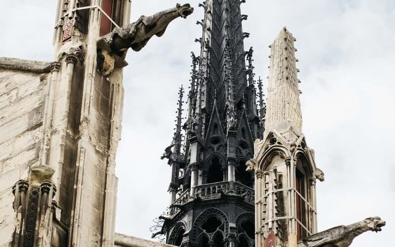 Paris: Notre Dame Exterior Tour with a Small Group - The nine-centuries angle: why Notre-Dame feels like a long conversation