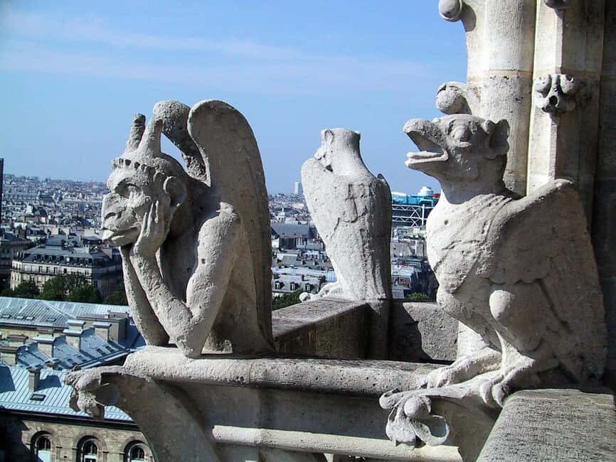Paris: Notre Dame Walking Tour - Walk the cathedral’s story from the street