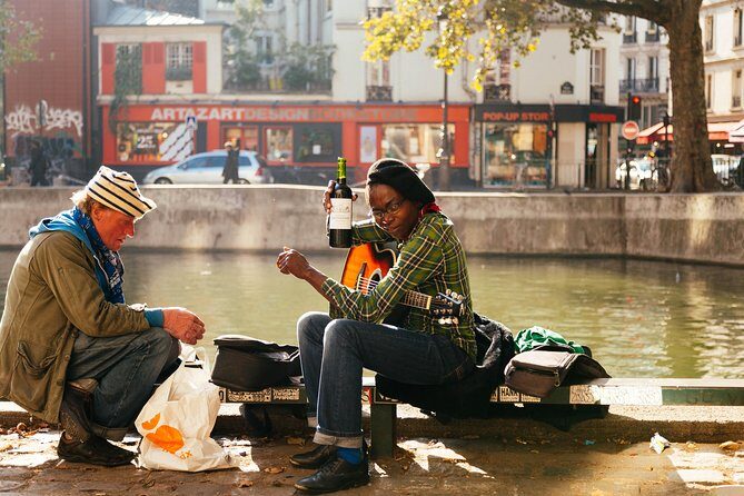 Paris Off the Beaten Track: Latin Quarter Private Tour - Following the student streets toward the Seine