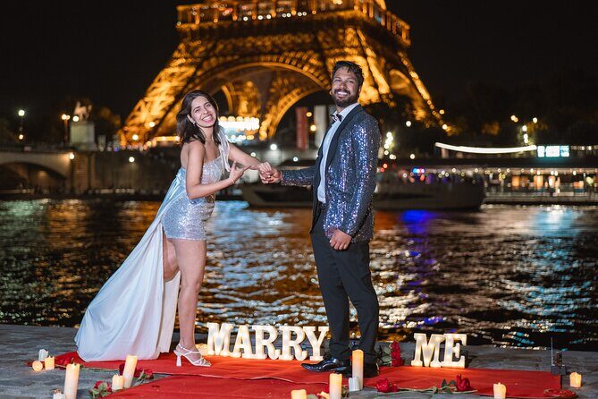 Paris One-Hour Private Photo Shoot - What You Receive: 30 Edited Photos Plus 150 Unedited Images