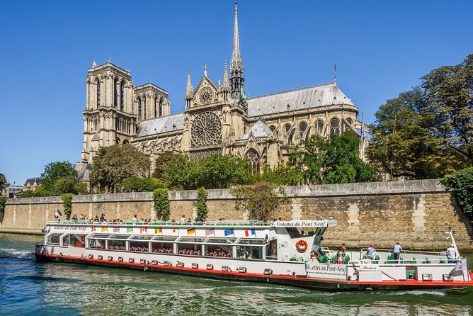 Paris - One Hour Seine River Cruise with Recorded Commentary - Boarding at Port de la Bourdonnais: How to Get There Smoothly