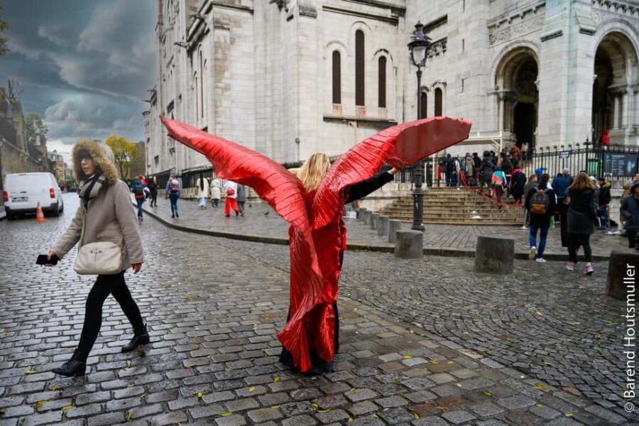 Paris: Opera Singer Guide in Montmartre - Starting at Abbesses: the neighborhood mood-setter