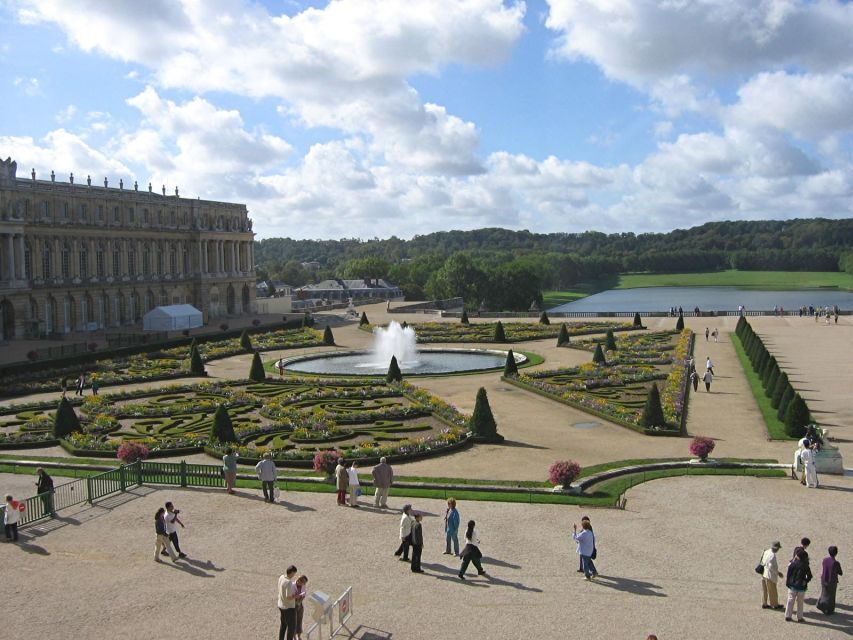 Paris: Palace of Versailles Ticket with Private Transfer - Private transfer from Paris: buying back real time