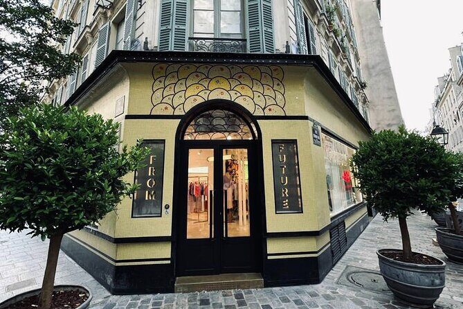 Paris Pastry tour in le Marais - Your guide sets the tone, and Amelie is a standout