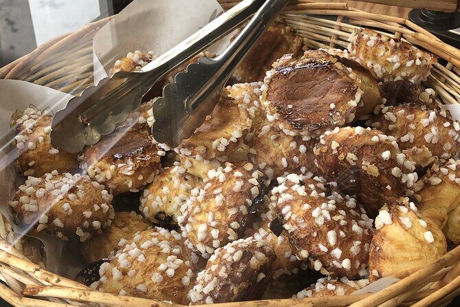 Paris Pastry tour in le Marais - Pacing and timing: about 1.5 to 2 hours of dessert planning