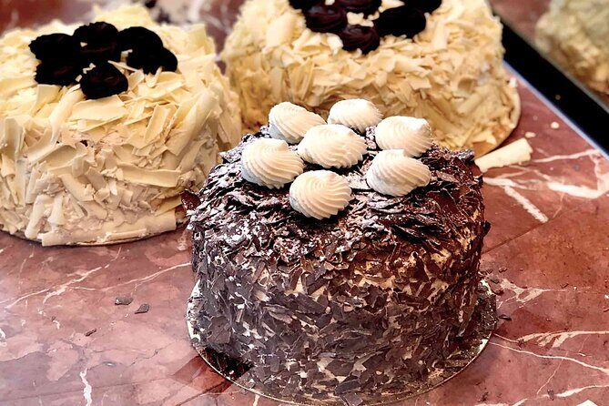Paris Pastry tour in le Marais - The six sweet tastings: the smart way to eat dessert in Paris