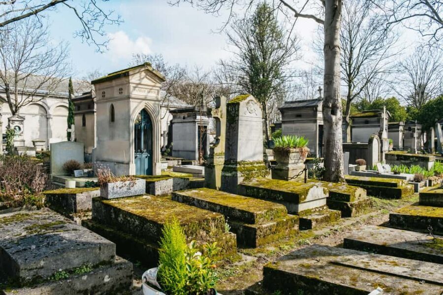 Paris: Pere Lachaise Cemetery Guided Tour - Key things to know before you go